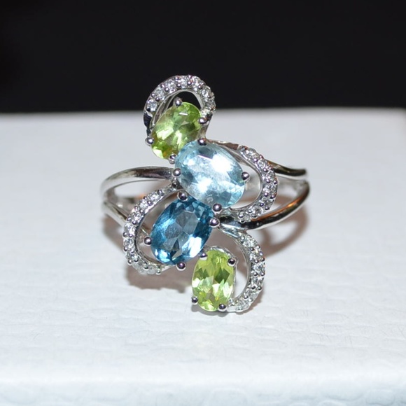 14K White Gold with Blue Topaz and Peridot - Picture 1 of 8